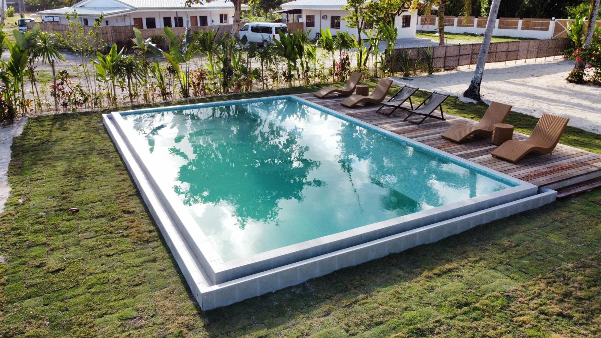 Malipaya Villas General Luna  Esterno foto